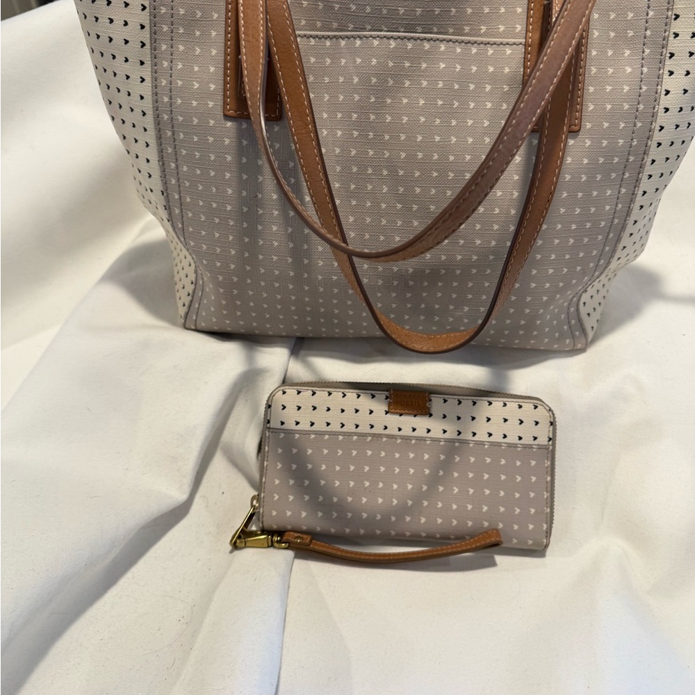 Fossil Grey and Cream Tote Bag with Classic Design